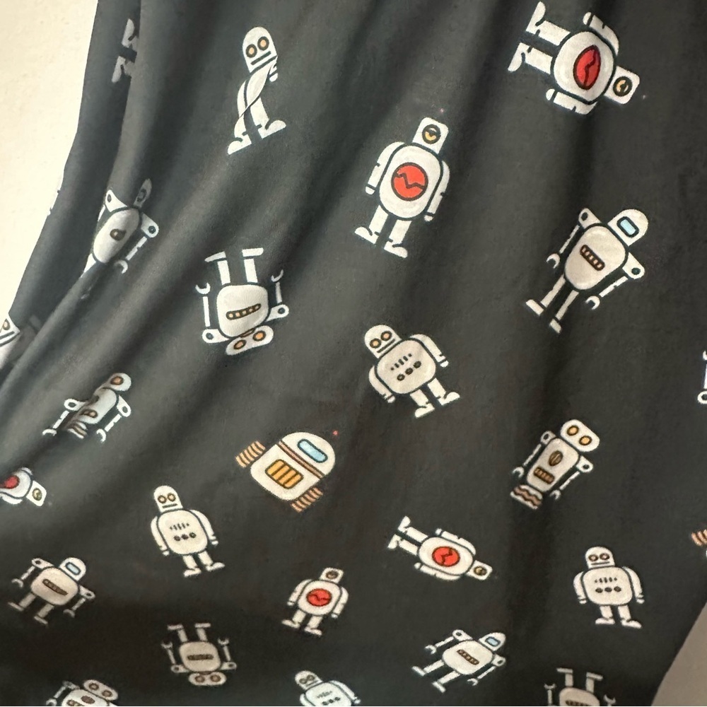 ModCloth Women’s Black Breakfast for Dinner Robot V-Neck Nightgown Sz XL NWT - Picture 4 of 10